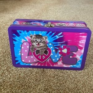 Find it “LOVE” metal supply box